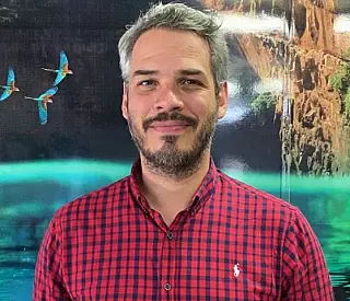 Candidato a senador pede doações pra campanha