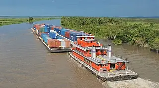 Governo paraguaio libera tráfego de bitrens abrindo caminho para exportações via porto de Concepcion