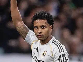 Lesão tira atacante Rodrigo da Copa do Mundo
