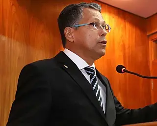 Honorários advocatícios contratuais x penhora de benefício previdenciário