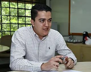 Prefeitura só faz papel de bombeiro na 'briga' da Oncologia, diz secretário