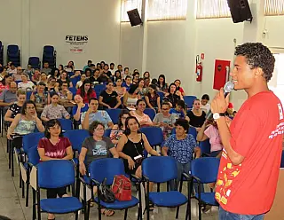 Candidatos são convocados a discutir pauta da Educação
