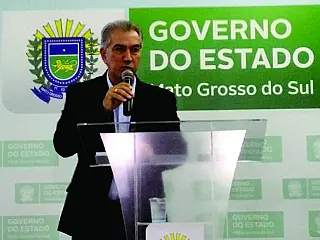 Reinaldo Azambuja já fez 50% dos cortes previstos com a reforma, diz Governo