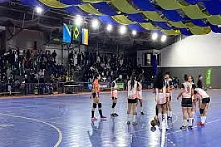 Competição começou nesta sexta-feira no ginásio da Unigran