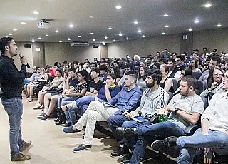 Aula magna destaca pontos nunca mostrados da Publicidade e Propaganda