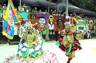 Carnaval não é feriado e comércio pode abrir normalmente