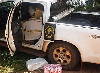 DOF apreende caminhonete roubada com 660 quilos de maconha