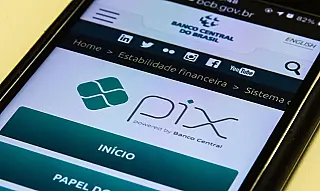 Pix bate recorde e supera 160 milhões de transações em um dia