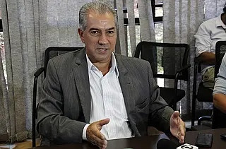 'Valeu a pena', diz Reinaldo, ao comemorar os primeiros 40 anos da Divisão