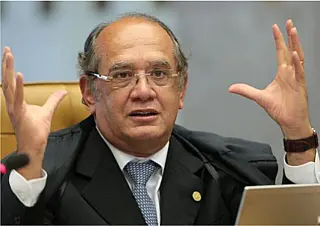 Avião da FAB que levava Gilmar Mendes sofre pane