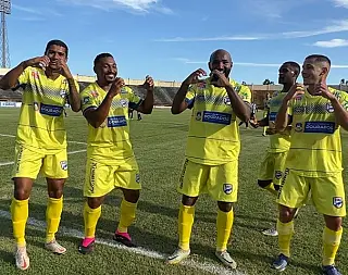 DAC fecha primeiro turno com vitória e na liderança