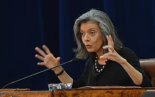 Carmem Lúcia quer prioridade em ação sobre autorização legislativa para afastar parlamentares