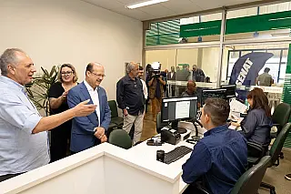 Venezuelano recebe CNH brasileira e avança no mercado de trabalho