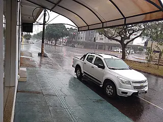 Baixa da temperatura acompanhada com chuva melhora umidade do ar