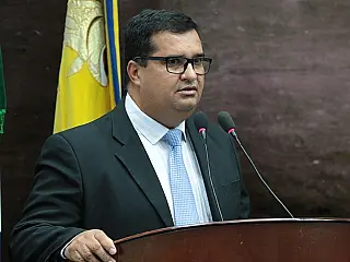 Madson não descarta convocar secretário para explicar taxas da Cosip