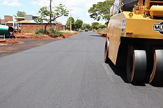 Prefeitura realiza mais uma etapa de asfaltamento no Parque dos Jequitibás