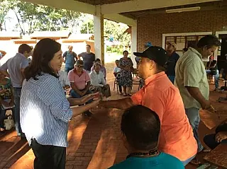 Délia se reúne com lideranças da Reserva e propõe fim das divisões entre índios e brancos