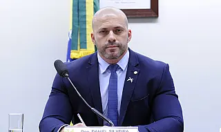 Daniel Silveira se recusa a usar tornozeleira eletrônica