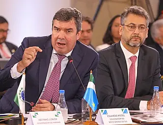 Reforma tributária não deve impor perdas, cobra Riedel