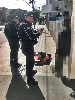 Homem furta roçadeira de grama e vai preso pela Guarda