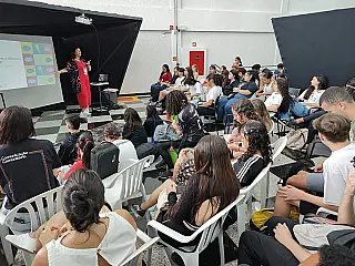 Alunos são estimulados a criar conteúdos na internet