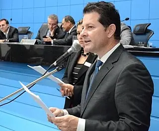 Renato pede melhorias para ginásio de esportes de Ivinhema