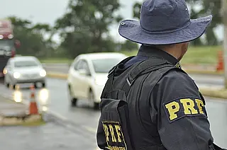 Operação 12 de Outubro - PRF conta com reforços para fiscalização no feriado prolongado