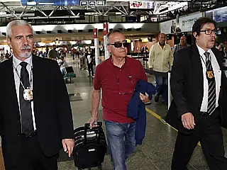 Após passar festas com a família, Cerveró volta para a cadeia