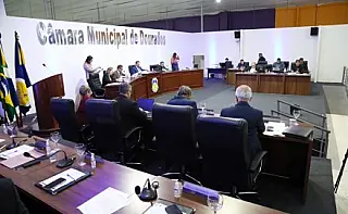 Projeto lei garante ao consumidor pagar conta de água e energia minutos antes do corte