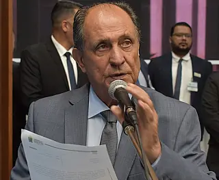 Deputado Zé Teixeira intercede por entidades sociais