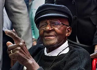 Morre arcebispo da África do Sul