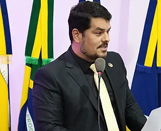 Daniel Júnior disputa comando da União de Câmaras