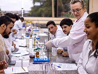 Agronomia EAD tem aula prática experimental no Cantão
