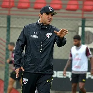 Ricardo Gomes é demitido pelo São Paulo; Pintado assume interinamente