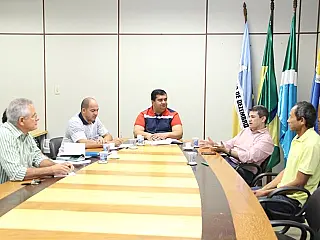 Diretor do Imam debate projetos em comissão da Câmara