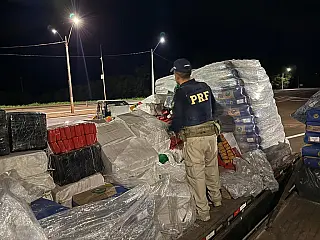 PRF apreende 2,7 toneladas de maconha em Rio Brilhante