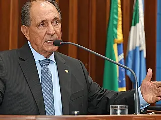 Zé Teixeira elogia obras de infraestrutura na Assembleia