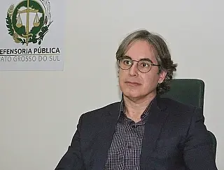 Mulher que era homem ganha direito de feminização