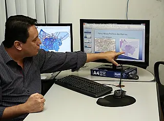 Dourados inicia estudos para reduzir o número de bairros