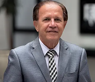 Simone & Lula? Mochi admite deixar o MDB
