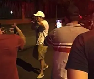 Mulher de Alan Guedes denuncia comerciantes por manifesto na frente da casa do prefeito