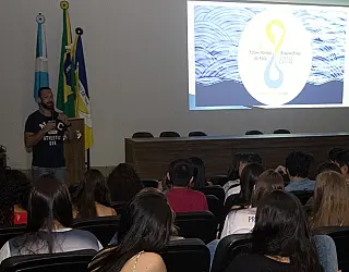Alunos do Anglo tem aula especial sobre a água em Dourados