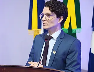 Prefeitura contrata serviço por R$ 5 milhões e não paga merendeiras