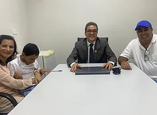 Cemar recebe conselheira tutelar campeã de votos
