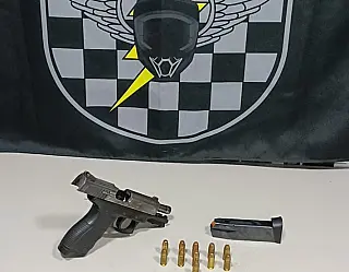 Fugitivo é recapturado com pistola carregada
