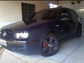 Brasileiros tem carro roubado na madrugada em Ponta Porã