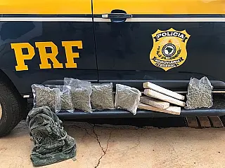 Polícia apreende maconha e skunk em ônibus intermunicipal