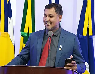 Pudim cobra Prefeitura sobre iluminação pública nos distritos