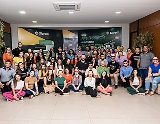 Sicredi adere ao programa e ouve colaboradores neste mês