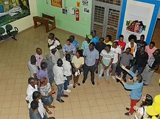 UFGD acolhe haitianos em programa de inserção social